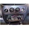 Image 5 : 2001 - DODGE NEON