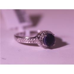 Exquisite Sterling Silver Ring with Blue Sapphire