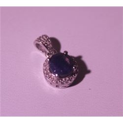 Exquisite Sterling Silver Pendant with Blue Sapphire