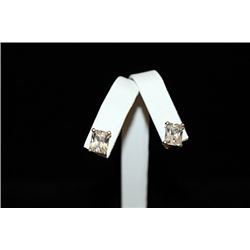 Stunning White Gemstone Stud Earrings (50E)