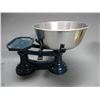 Image 2 : GROUPING OF 5 COUNTER TOP SCALES
