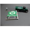 Image 2 : GROUPING  OF 3 QUAKER STATE COLLECTIBLES