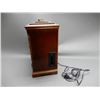 Image 2 : THOMAS COLLECTOR'S EDITION CLOCK RADIO