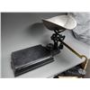 Image 1 : HARDWARE STORE 44 LB. COUNTER SCALE
