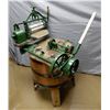 Image 1 : VINTAGE BARREL STYLE WASHING MACHINE WITH WRINGER