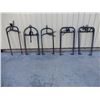 Image 1 : 5 VINTAGE HAY FORKS
