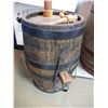Image 2 : LOT OF 2 OAK BARRELS