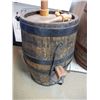 Image 2 : LOT OF 2 OAK BARRELS