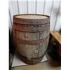 Image 3 : LOT OF 2 OAK BARRELS