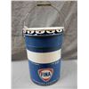 Image 1 : 1976 FINA 5 IMP GALLON PAIL WITH LID - CAP MISSING UPPER LEFT LOCATION: UPPER LEFT