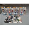 Image 1 : LOT OF 6 HOCKEY COLLECTIBLES 4 PLAY MAKER BOBBLEHEADS WITH CARDS - JOE SKIC, PATRICK ROY, ERIC LINDR