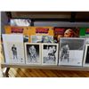 Image 3 : LOT OF HOCKEY COLLECTIBLES VINTAGE HOCKEY CARDS - WHA TORONTO TOROS MAGAZINES LOCATION: UPPER BACKRO