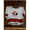 Image 1 : TEAM CANADA HOCKEY JERSEY X-LARGE - NIKE BRAND-NEW CONDITION LOCATION: UPPER HANGING