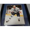 Image 4 : MATS SUNDIN TORONTO MAPLE LEAFS FRAMED NHL PHOTO 12 3/4" X 16" LOCATION: UPPER BACKROOM