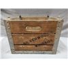 Image 3 : 1962 SILVERWOOD WOODEN MILK CRATE- WINDSOR, ON. HOLDS 12 - GOOD CONDITION LOCATION: UPPER LEFT