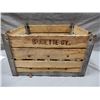 Image 2 : BRADETTE DAIRY WOODEN CRATE HOLDS 12- ORIGINAL CONDITION LOCATION: UPPER LEFT