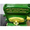 Image 2 : LOT OF JOHN DEERE COLLECTIBLES EMPIRE STOVE & FURNACE PROFESSIONALLY RESTORED TO  JOHN DEERE - OWEN 