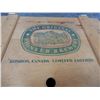 Image 2 : JOHN LABATT CLASSIC WOODEN BEER CASE WITH CONTENTS 24 EMPTY BOTTLES LOCATION: UPPER LEFT