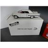 Image 2 : LOT OF 3 DIECAST VEHICLES/ BOX 1948 FLEETMASTER WOODIE- 1960 IMPALA -FRANKLIN  MINT-  1934 FORD STAK
