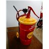 Image 2 : GEAR LUBRICANT OILER - RESTORED SHELL MODEL 635-75 ON CART LOCATION: LOWER LEFT