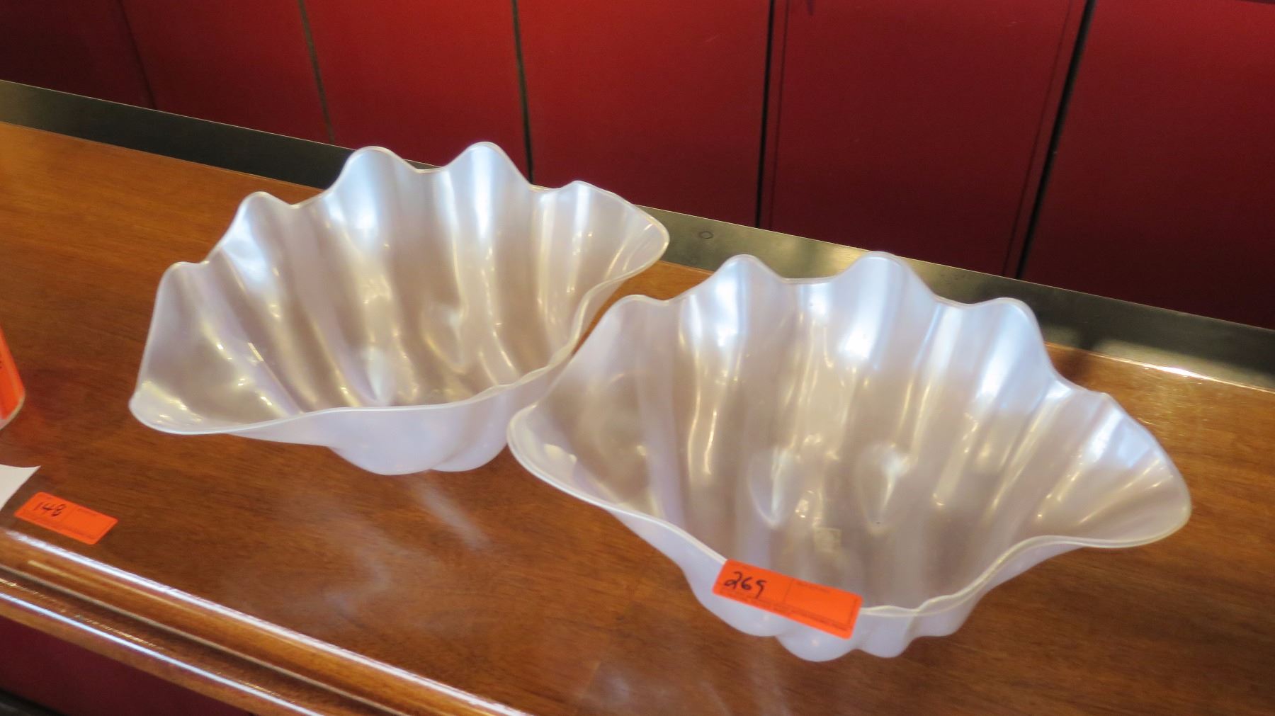 Qty 2 Large Plastic Decorative Clamshell Servers 18 L X 7 5 H