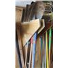 Image 1 : Qty 6 Misc. Shovels