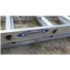 Image 8 : Werner D1220-2 Type II Aluminum 20' Extension Ladder