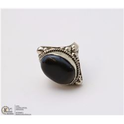 LARGE STONE FASHION RING