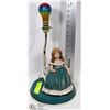Image 1 : VINTAGE PORCELAIN LADY LAMP