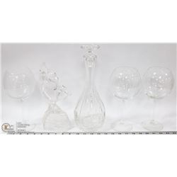 DECANTER AND GOBLET SET