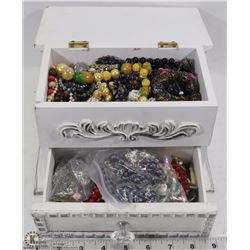 WHITE JEWELRY BOX WITH CONTENTS, FASHION