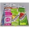 Image 1 : FLAT WITH MANY PACKAGES OF GUM ASSORTED FLAVORS