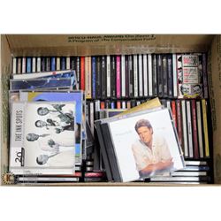 BOX OF OVER 100 CD'S INCLUDING FRANK SINATRA,VINCE