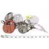 Image 1 : SET OF 5 ANTIQUE LOCKS AND CHAINS