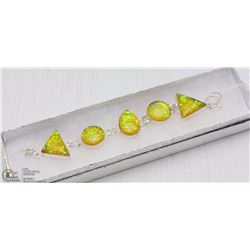 32- TRIPLE OPAL GEMSTONE BRACELET