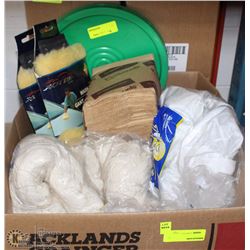 BOX FULL OF ASSORTED CLEANING SUPPLIES