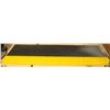 Image 1 : BLACK AND YELLOW SAFE STEP ABRASIVE COVER