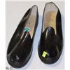 Image 1 : SIZE 14 ACTON RUBBER NONSLIP SLIPPER STYLE OVER