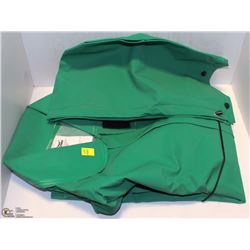 CONDOR LARGE FLAME RETARDANT RAIN JACKET WITH