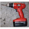 Image 1 : BLACK AND DECKER DRILL W/BATTERY