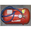 Image 1 : AIR PRESSURE TANK W/ GAUGE AND HOSE