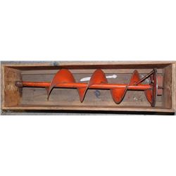 WOOD BOX W/8 INCH POST-HOLE AUGER