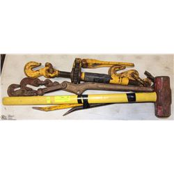 SLEDGHAMMER WITH PRYBARS