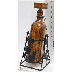 WINE DECANTER IN WROUGHT IRON STAND