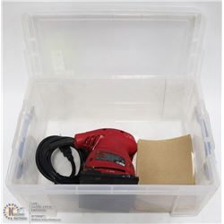SKIL SANDER WITH EXTRA PADS