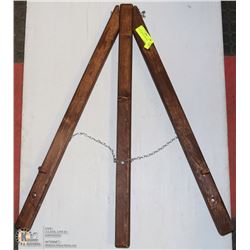 WOOD TABLE TOP ART EASEL