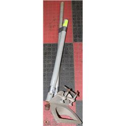 TOTE-UM POLE ONE MAN ROOFTOP BOAT LOADER