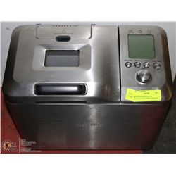 BREVILLE PROFESSIONAL STAINLESS STEEL BREADMAKER