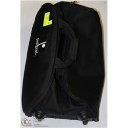 DUFFEL BAG WITH CONVERTIBLE HANDLE/WHEELS