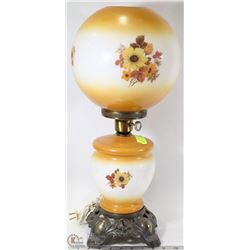 VINTAGE GONE WITH THE WIND STYLE LAMP